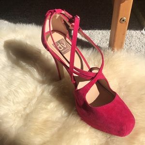 Hot heel alert!! Pink suede, platform, skinny heel